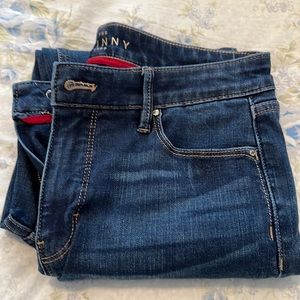 WHBM high rise skinny crop